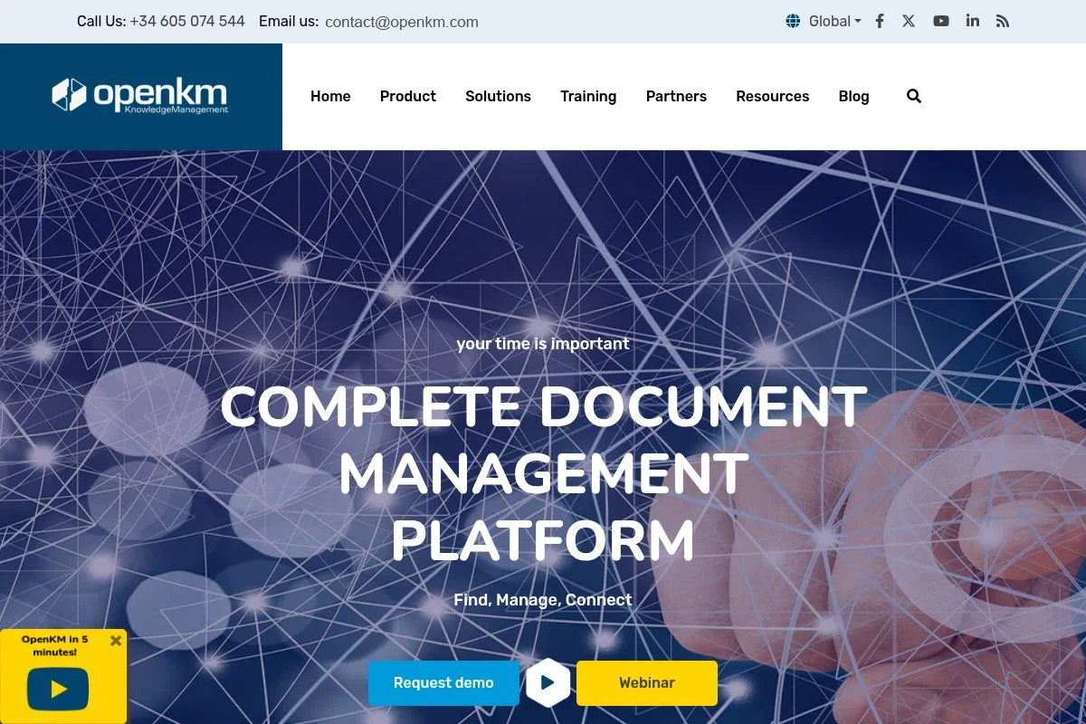 Screenshot of OpenKM homepage