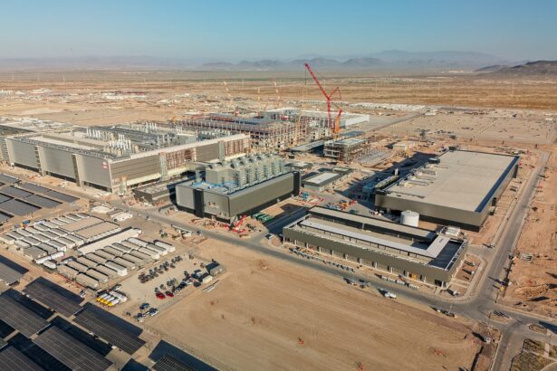 Aerial view of TSMC's Fab 21 campus under construction in Phoenix, Arizona